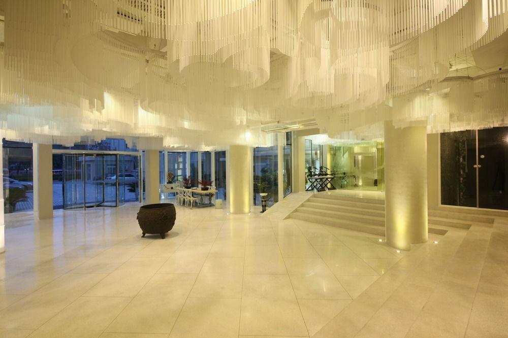 Beijing Springs Valley Hotel Exteriör bild